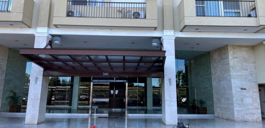 Inmejorable vista a la Bahía y a las Marinas