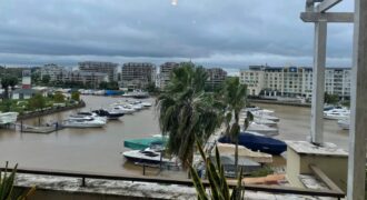 Inmejorable vista a la Bahía y a las Marinas