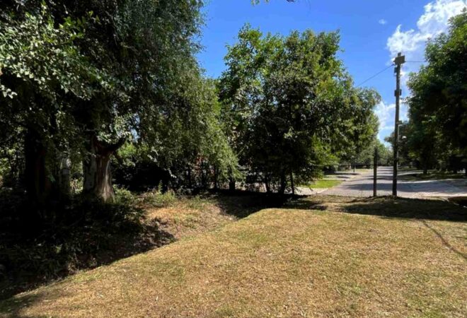 Excelente lote en zona agreste con gran futuro