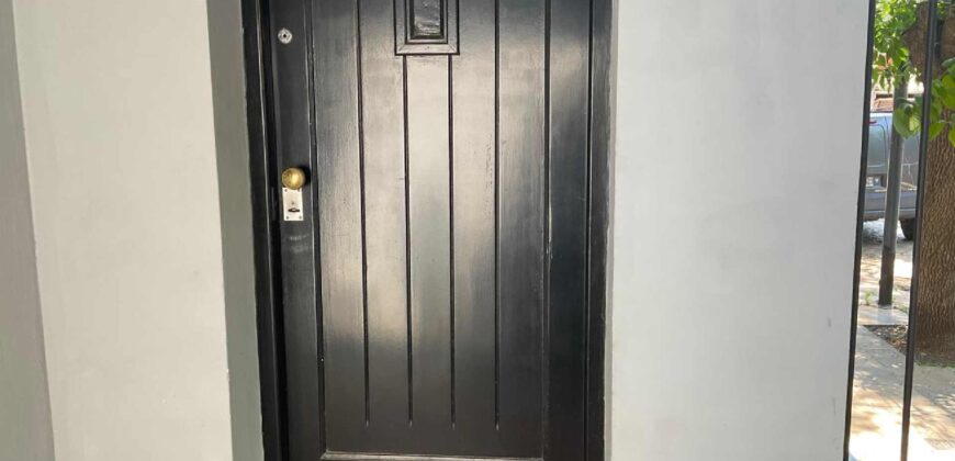 Venta hermosa casa 4 ambientes con garage, terraza y parrilla