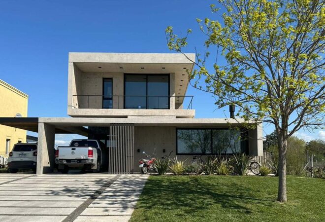 Casa de diseño en hormigón visto, realizado íntegramente en este material