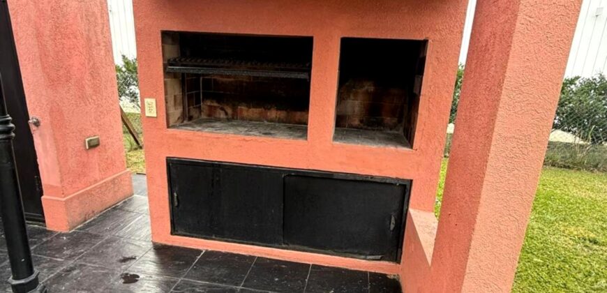 Casa en Barrio Privado Sausalito – Pilar